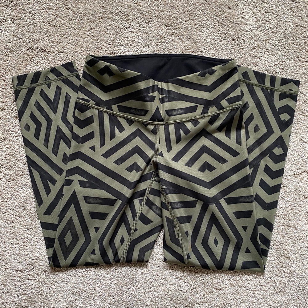Lululemon Leggings/Crop